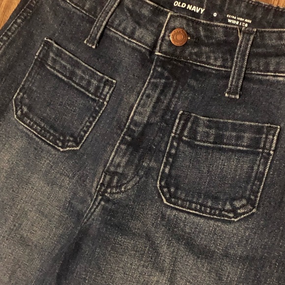 Old Navy Extra High Rise Wide Leg Jeans Women's 0 Trouser Flare in Rhie Wash - Picture 3 of 8